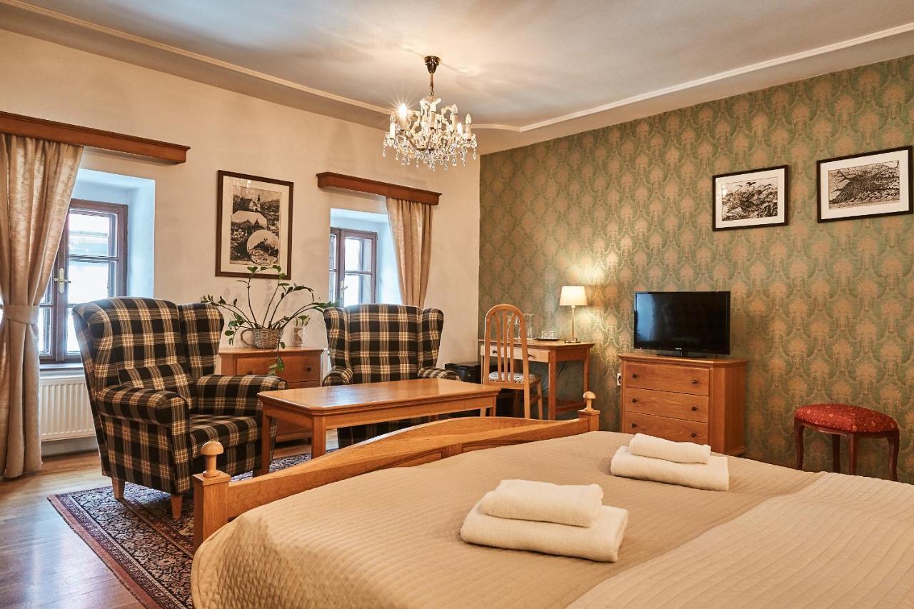 Hôtel Salamander à Banská Štiavnica Extérieur photo