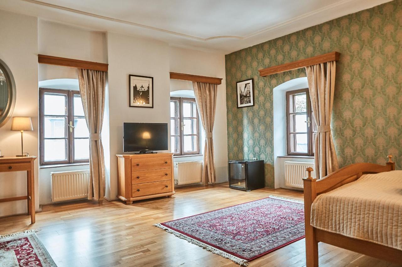 Hôtel Salamander à Banská Štiavnica Extérieur photo