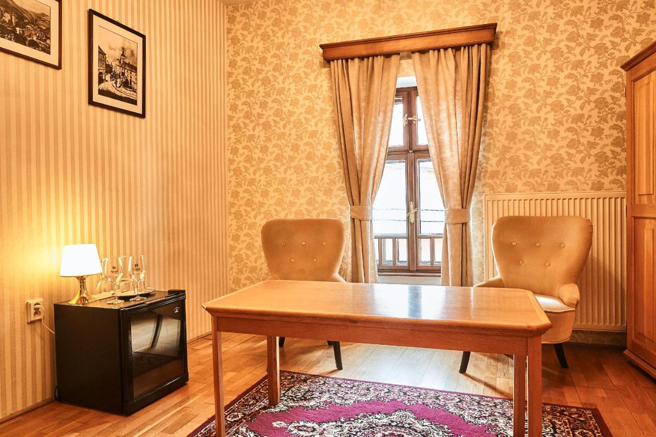 Hôtel Salamander à Banská Štiavnica Extérieur photo