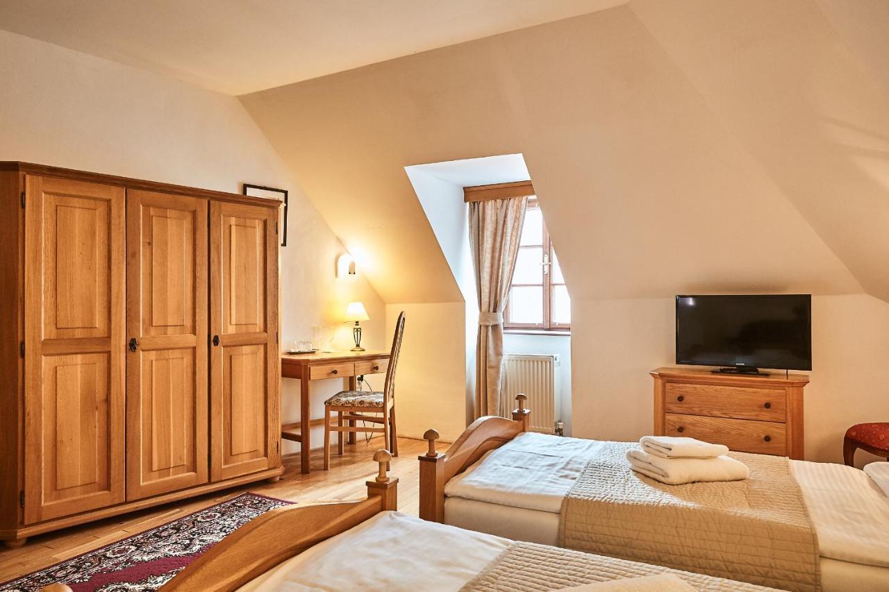 Hôtel Salamander à Banská Štiavnica Extérieur photo