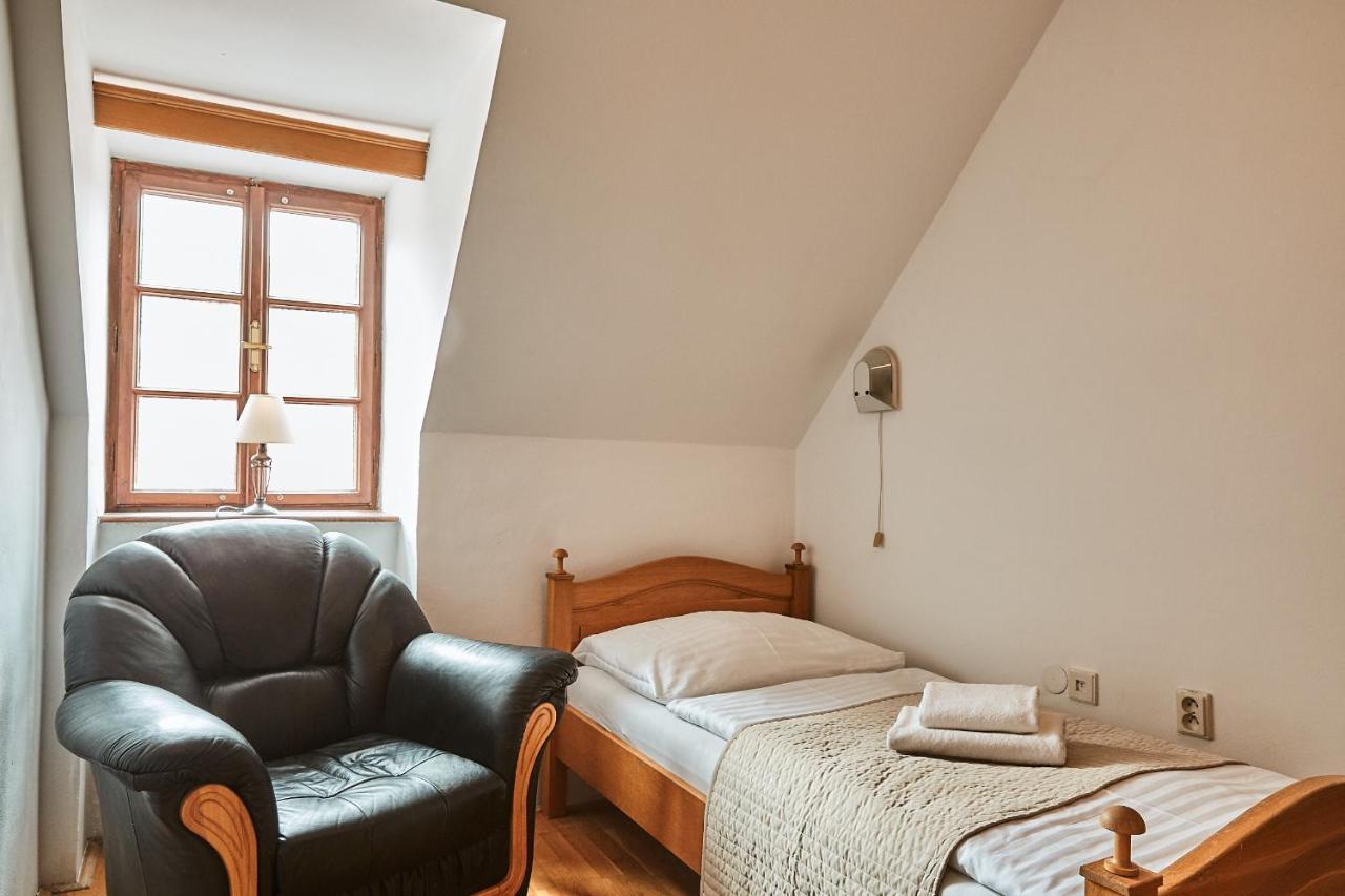 Hôtel Salamander à Banská Štiavnica Extérieur photo